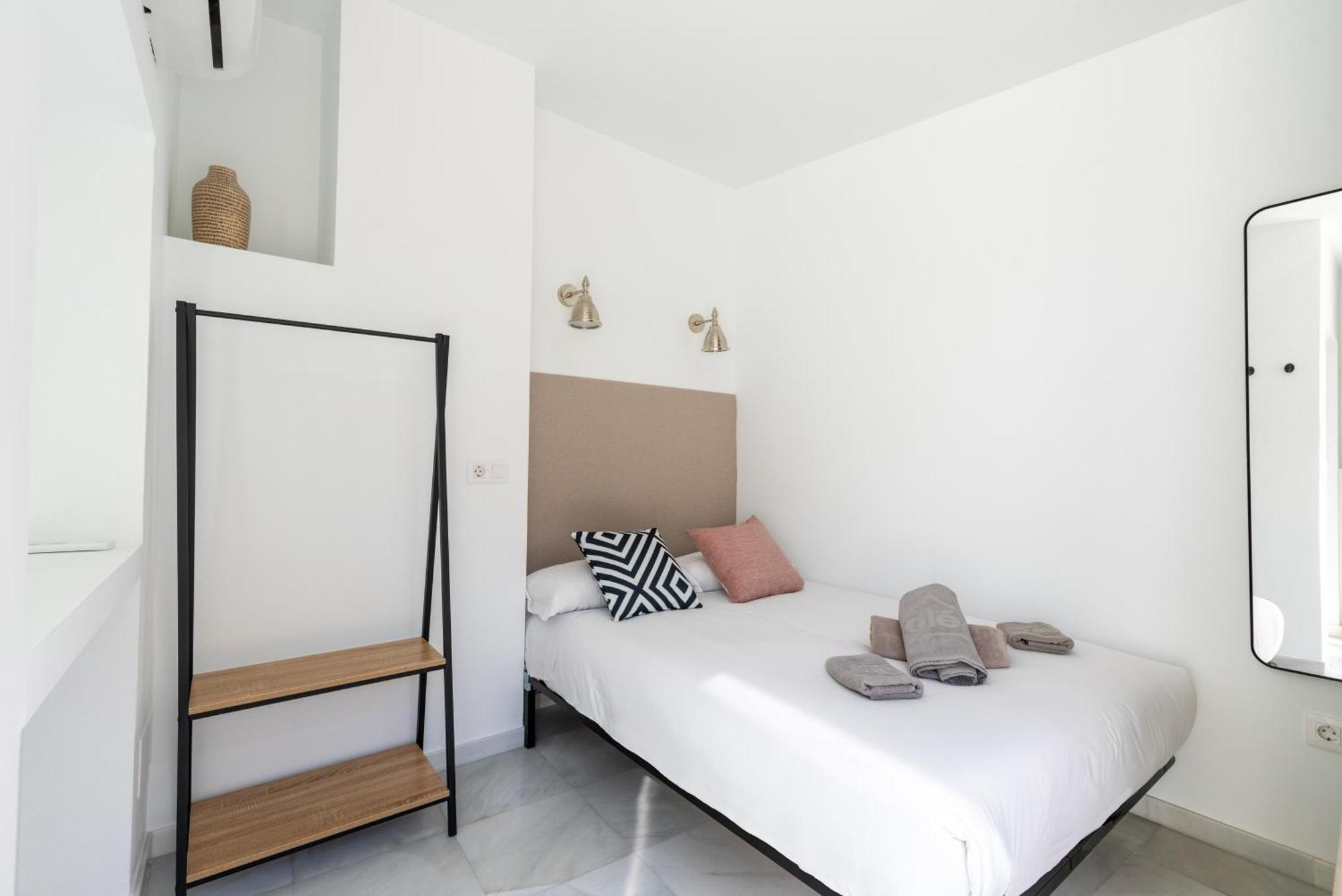 Duplex Con Terraza Junto A La Catedral Apartment Seville Luaran gambar