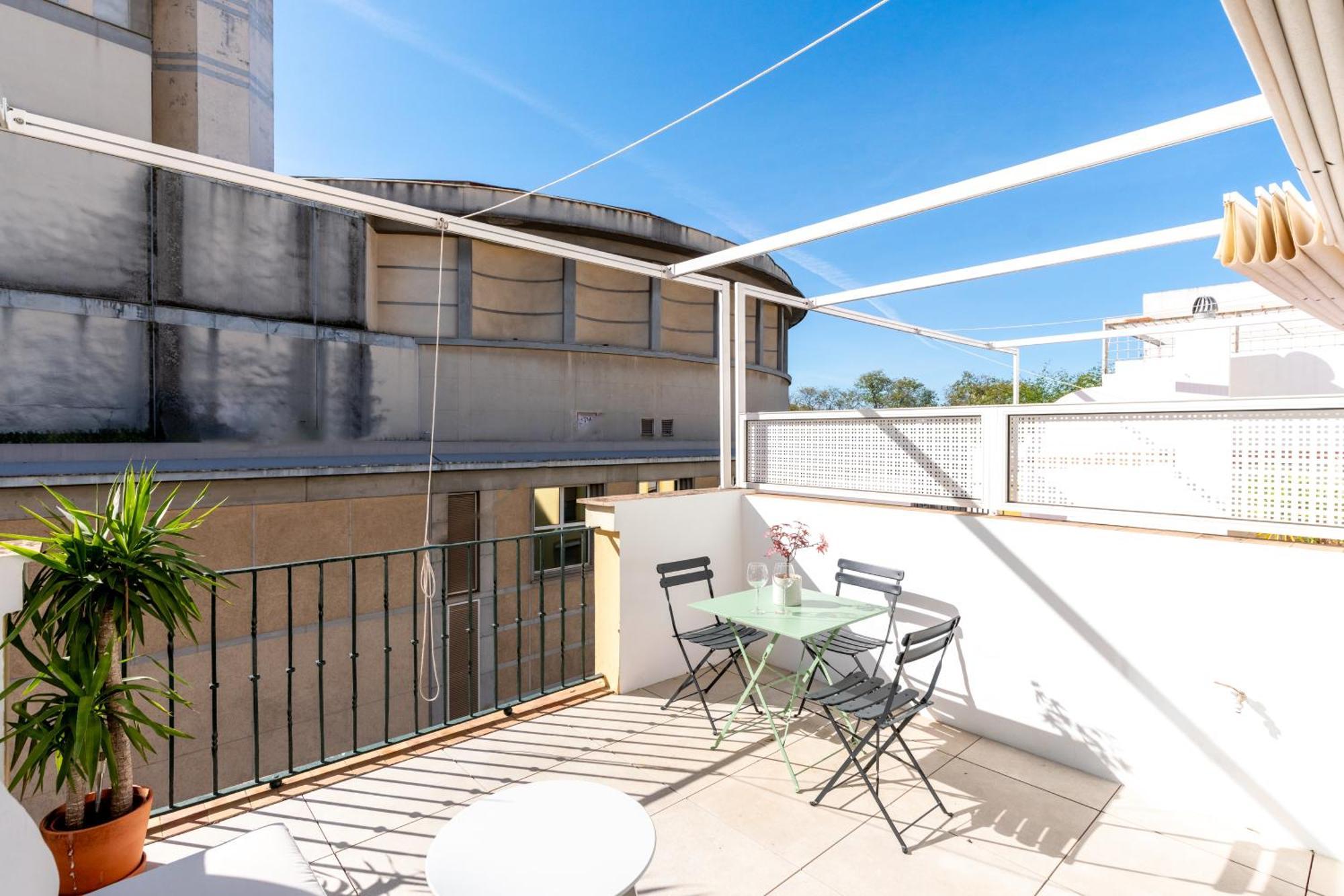 Duplex Con Terraza Junto A La Catedral Apartment Seville Luaran gambar