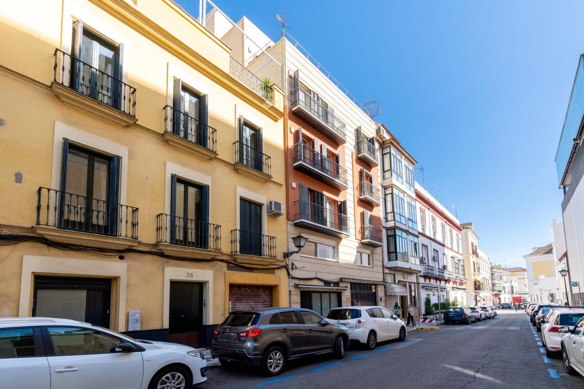 Duplex Con Terraza Junto A La Catedral Apartment Seville Luaran gambar